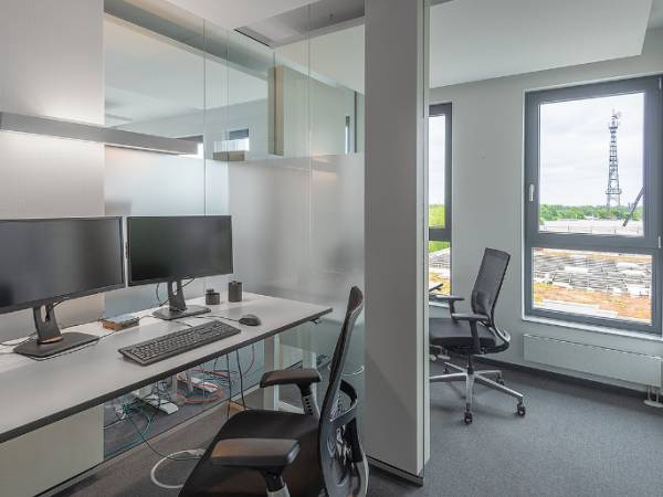 Helle, moderne Bürogemeinschaft in Berlin-Adlershof — Bild 6