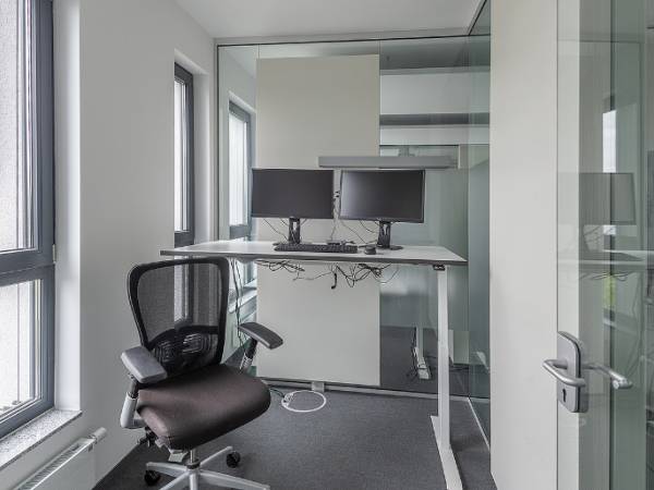 Helle, moderne Bürogemeinschaft in Berlin-Adlershof — Bild 7