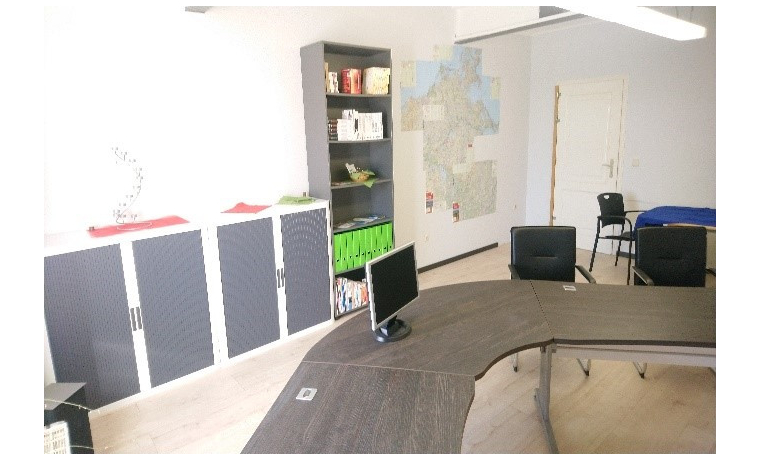 Büro auf Zeit Industriegelände 9 + Malchin 