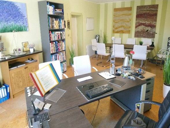 Historische Bürogemeinschaft im Fabrikensemble in Malchin — Bild 7