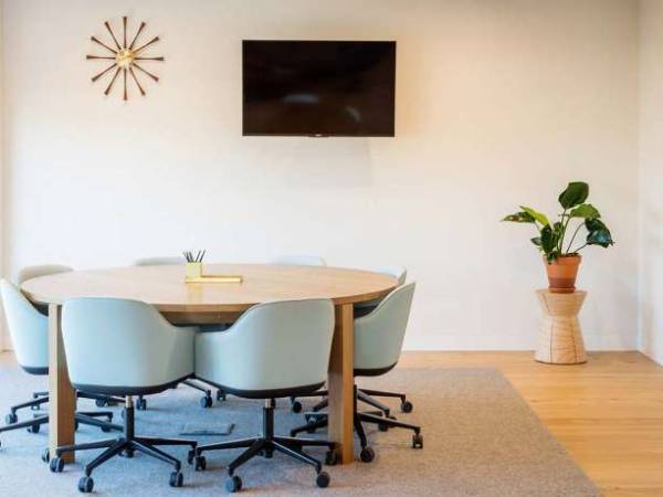 Abschließbares Büro in Hamburg (Altstadt) – Innovative Büros & Coworking Spaces in Hamburg Altstadt — Bild 3