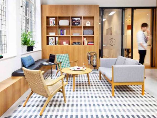 Abschließbares Büro in Hamburg (Altstadt) – Innovative Büros & Coworking Spaces in Hamburg Altstadt — Bild 4