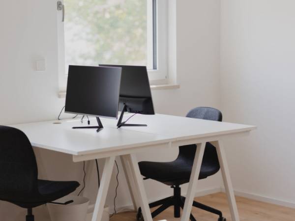 Lichtdurchflutetes Büro und Coworking in Unterschleißheim — Bild 5