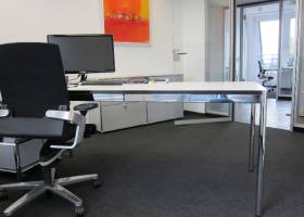 Büro (Beispiel)