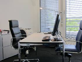 Full-Service-Büros in Toplage im Frankfurter Westend und Skyline-Blick
