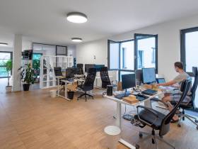 Sonniges Büro im Bergmannkiez