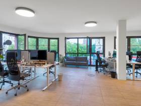 Sonniges Büro im Bergmannkiez