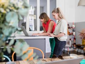 Büro - CoWorking Space - Schreibtisch im Herzen Potsdams