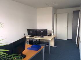Ganzes Büro oder eigenen abschließbaren Büroraum mieten