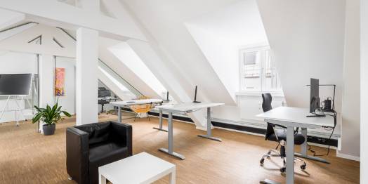 Eigenes Stockwerk im Gründerzeit Rückgebäude