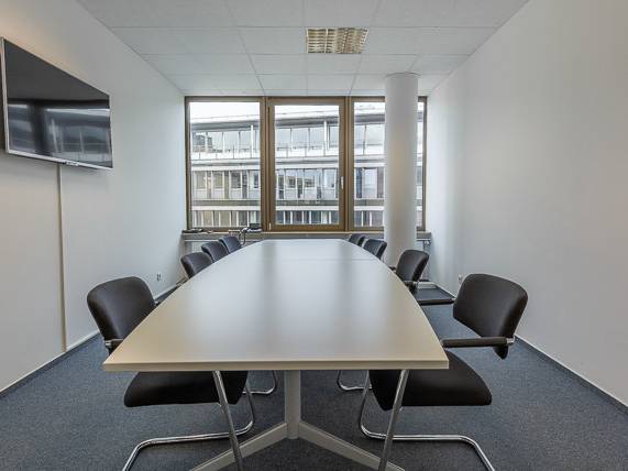 Abschließbares Büro in Hamburg (Altstadt) – Heller Büroraum in Bürogemeinschaft in Hamburg-Altstadt — Bild 5