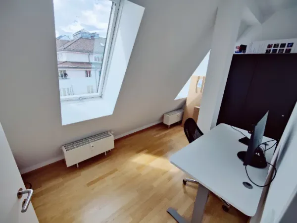 Abschließbares Büro in München (Au-Haidhausen) – Helles Einzelbüro in ruhiger Bürogemeinschaft in München-Haidhausen — Bild 8