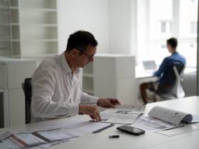 Schreibtische, Workspace und Team Office im Loft
