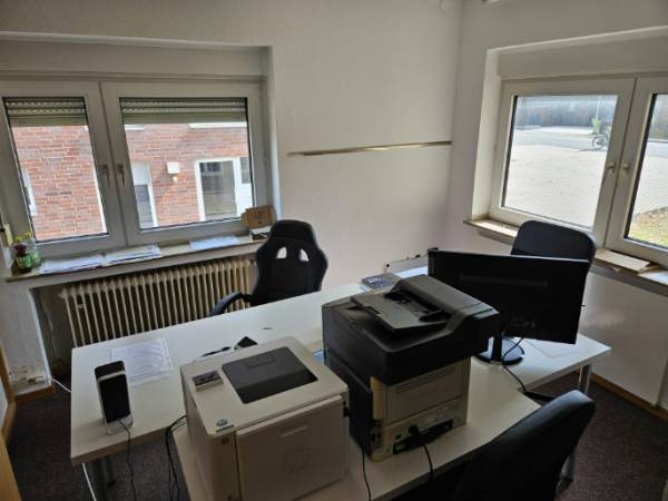 Helles Büro in einladender Bürogemeinschaft in Wesel-Schepersfeld — Bild 1