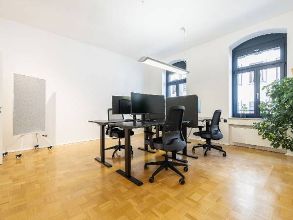 Stilvolle Bürogemeinschaft im Barockviertel in Dresden-Innere Neustadt — Bild 2