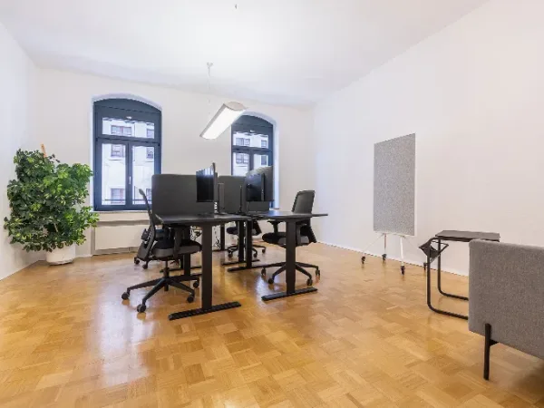 Schreibtischplatz in Dresden (Innere Neustadt) – Kreative Bürogemeinschaft im stilvollen Barockviertel Dresden-Innere — Bild 5