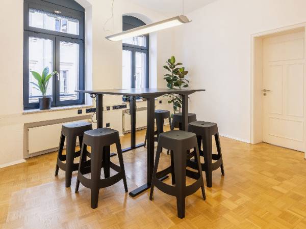 Stilvolle Bürogemeinschaft im Barockviertel in Dresden-Innere Neustadt — Bild 7