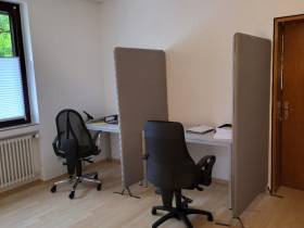 Schreibtisch All-in-Miete Ruhige Lage