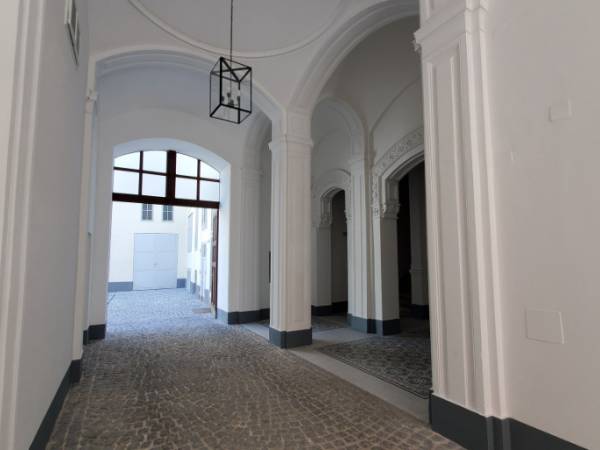 Arbeitsplatz nahe Votivkirche mit großzügigem Besprechungs-/Seminarraum  -  Ab sofort zu mieten! — Bild 8