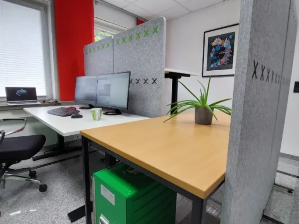 Schreibtischplatz in Iserlohn (Kesbern) – Eigener Arbeitsplatz in Bürogemeinschaft in Iserlohn-Kesbern — Bild 3