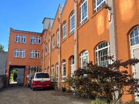 Arbeitsplätze im Loftbüro