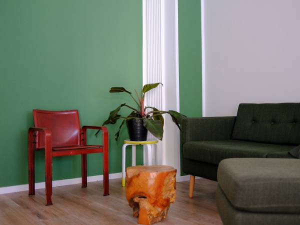 Grüne, lichtdurchflutete Bürogemeinschaft in Köln-Altstadt-Nord — Bild 8