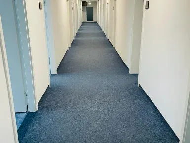 Abschließbares Büro in Berlin (Marzahn-Mitte) – Lichtdurchflutete Bürogemeinschaft in Berlin Marzahn-Mitte — Bild 5