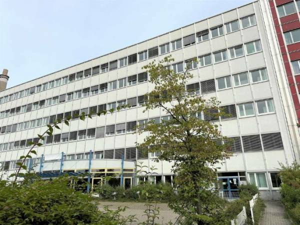 Helle Büroräume in kreativer Bürogemeinschaft in Berlin-Marzahn — Bild 6