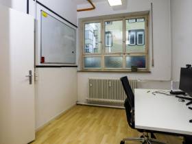 Mi(e)tbewohner:innen gesucht! Arbeitsplätze und Meetingräumen