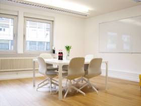 Modernes & helles Büro im Herzen Stuttgarts (vollmöbliert)