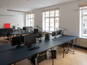 Arbeitsplatz in schönem Altbau Loftbüro