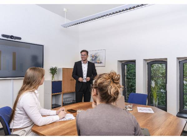 Modernes Business Center mit flexiblen Büros in Potsdam, Nördliche — Bild 7