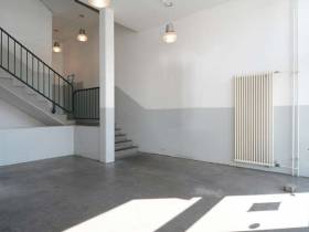 Arbeitsplatz in Design-Agentur in Hamburg Bahrenfeld zu vermieten