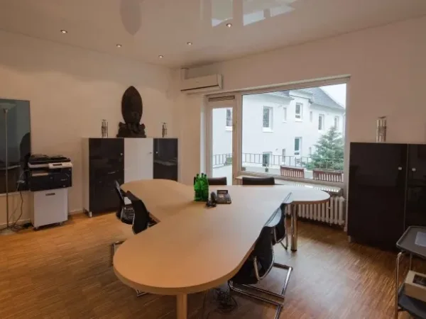 Abschließbares Büro in Hamburg (Hohenfelde) – Moderne Bürogemeinschaft in Hamburg-Hohenfelde an U-Bahn Wartenau — Bild 1