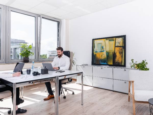 Flexible Büros & Coworking in repräsentativem Center Hannover-Süd — Bild 1