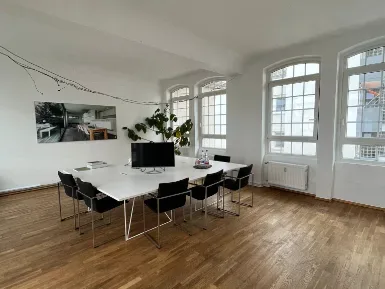 Schreibtischplatz in Frankfurt am Main (Oberrad) – Loft-Bürogemeinschaft für kreative Köpfe in Frankfurt Oberrad — Bild 4