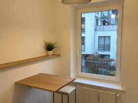 Moderner, heller Arbeitsplatz zwischen Gärtnerplatz und Isar