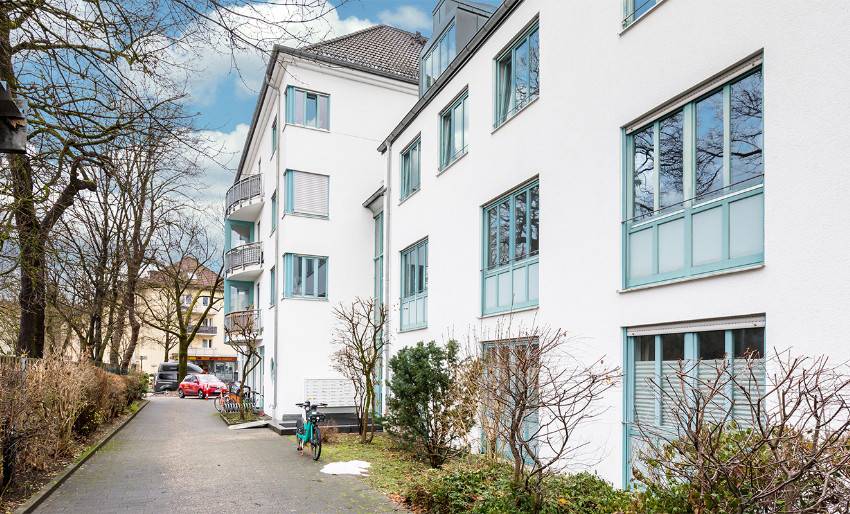 Arbeitsplatz an der Isar in junger sympathischer Bürogemeinschaft