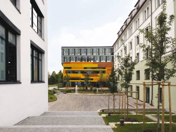 Flexible, voll möblierte Büroräume in Bürogemeinschaft — Bild 7