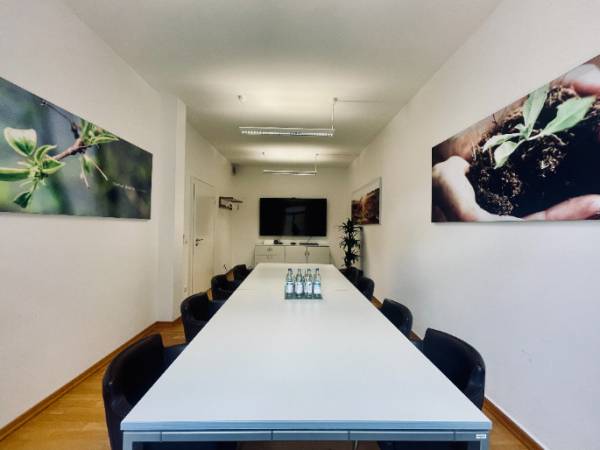 Helle Büroräume im Altbau in München-Ludwigsvorstadt — Bild 6