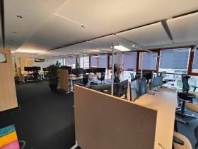 Private Büroflächen, voll ausgestattet, inkl. Kantine und Fitness