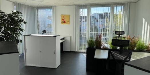 Schöne Büroräume mit voller Ausstattung und Top Service in Porz mieten