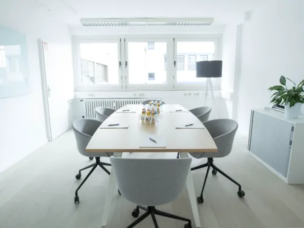 Abschließbares Büro in Mannheim (Schwetzingerstadt) – Moderner Coworking Space in Mannheim Schwetzingerstadt — Bild 4