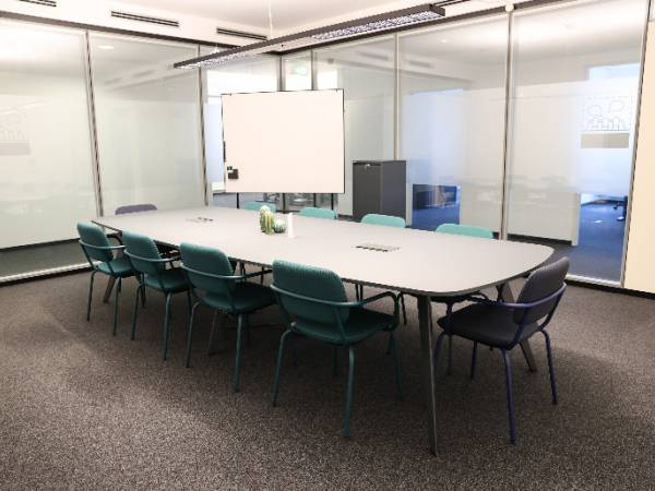 Hochwertige und Moderne Serviced Offices & Coworking — Bild 5