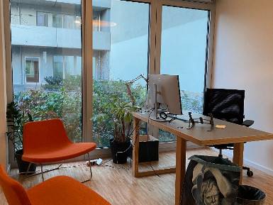Abschließbares Büro in Berlin (Mitte) – Kreative Bürogemeinschaft in neuem Büro in Berlin-Mitte — Bild 1