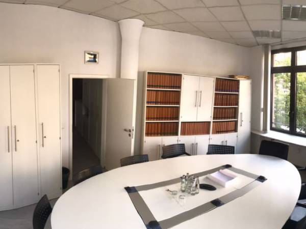 Stilvolle Büroräume in Anwalts-Bürogemeinschaft in Frankfurt am — Bild 3
