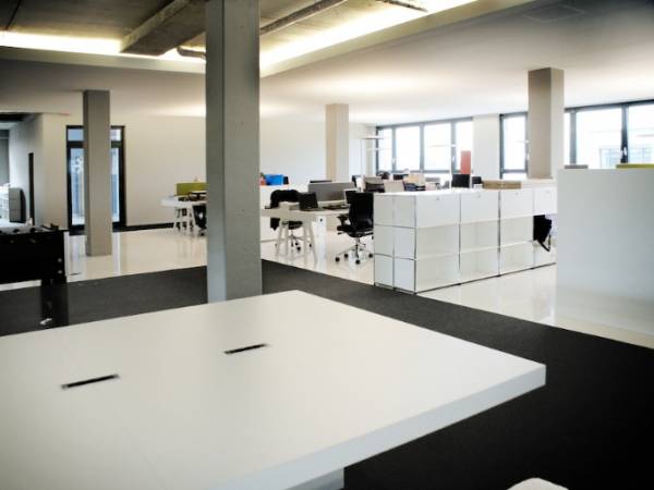 Moderne Bürogemeinschaft mit Open Space in Köln-Rodenkirchen — Bild 2