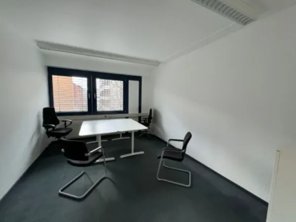 Abschließbares Büro in Köln (Sülz) – Helle und gut geschnittene Büroräume in Sülz mit Top Anbindung — Bild 2