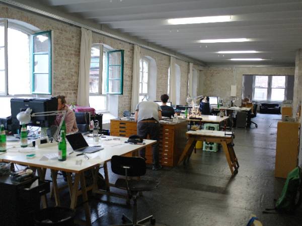Schreibtischplatz in Köln (Altstadt-Nord) – Kreative Bürogemeinschaft in Köln Altstadt-Nord — Bild 1