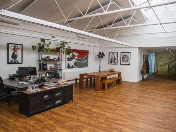 Kreativer Campus im Loft-Stil in Düsseldorf-Carlstadt — Bild 1